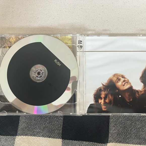 Rush Gold - Picture 3 of 4